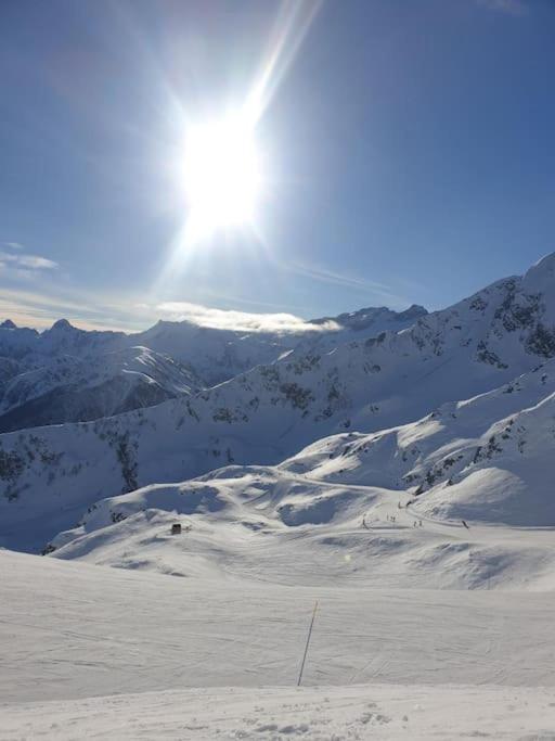 Appartement Au Pied Des Telecabines Res La Soulan Bagnères-de-Luchon Exteriör bild